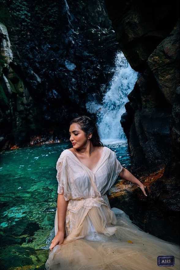 Pemotretan di air terjun, background foto Ashanty ini bikin merinding