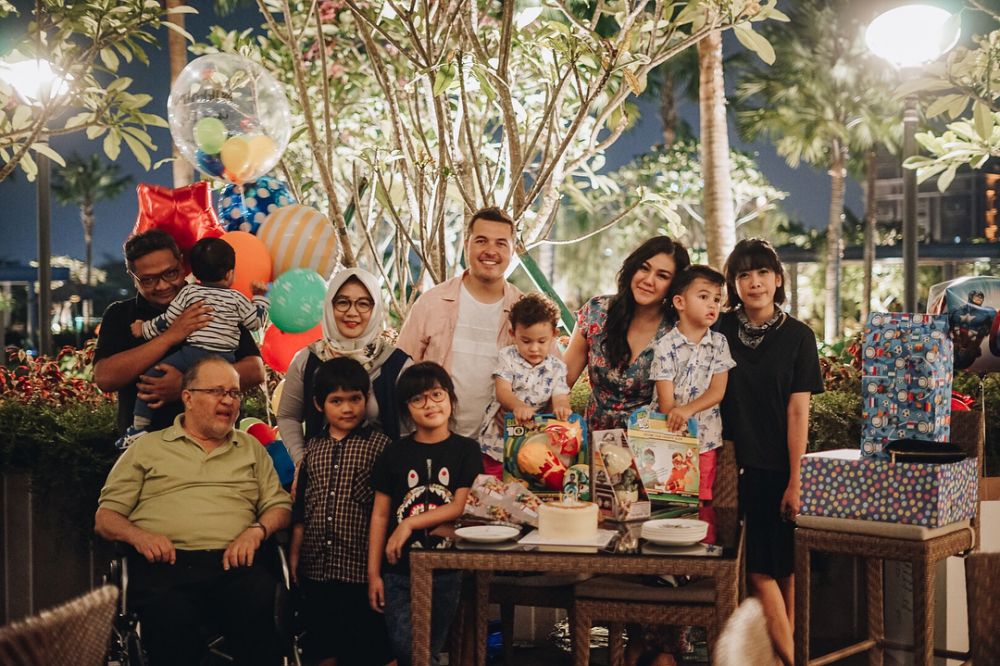 Penuh kehangatan, ini 8 momen Sissy Priscillia rayakan ultah sang anak