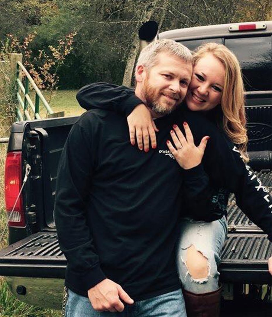 Unik, wanita serumah dengan suami, eks suami dan pacar eks suami