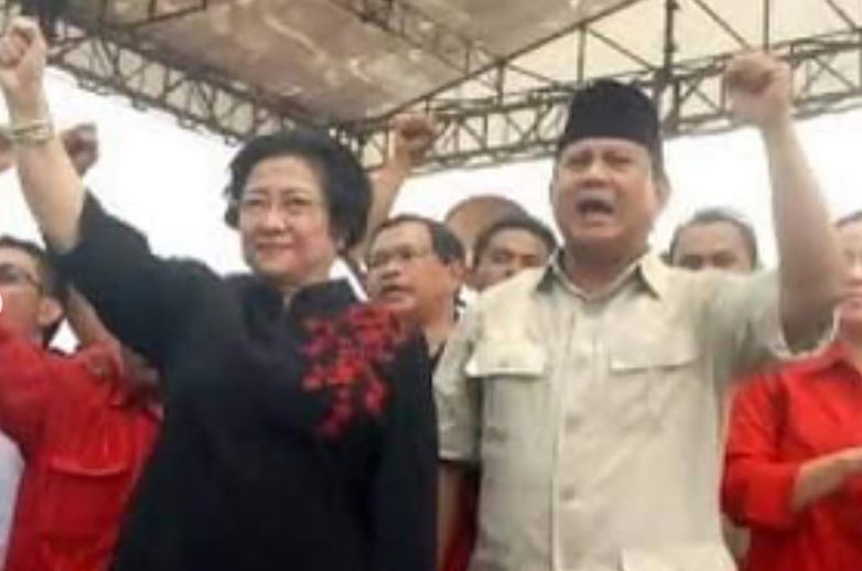 10 Foto ini bukti tak ada teman maupun lawan abadi dalam politik