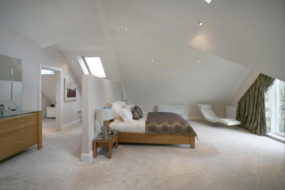 Senilai Rp 46 M, begini 7 potret rumah mewah kiper  David De Gea