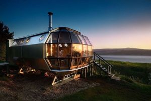 6 Potret rumah unik berkonsep kapal selam, cocok buat penyuka outdoor