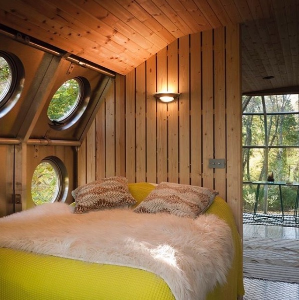 6 Potret rumah unik berkonsep kapal selam, cocok buat penyuka outdoor