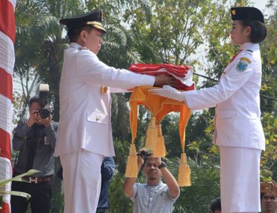 Pesona 12 pembawa bendera upacara HUT RI 2018 dari berbagai daerah