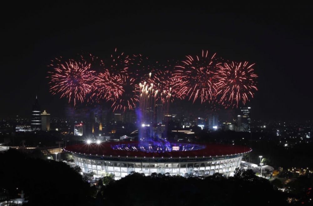 7 Potret spektakuler pesta kembang api di pembukaan Asian Games 2018