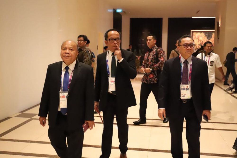 5 Gaya politisi nonton bareng pembukaan Asian Games 2018, akrab banget