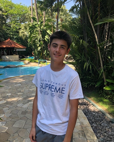 10 Gaya Antoine, gelandang timnas Filipina disebut mirip Rendy Julians