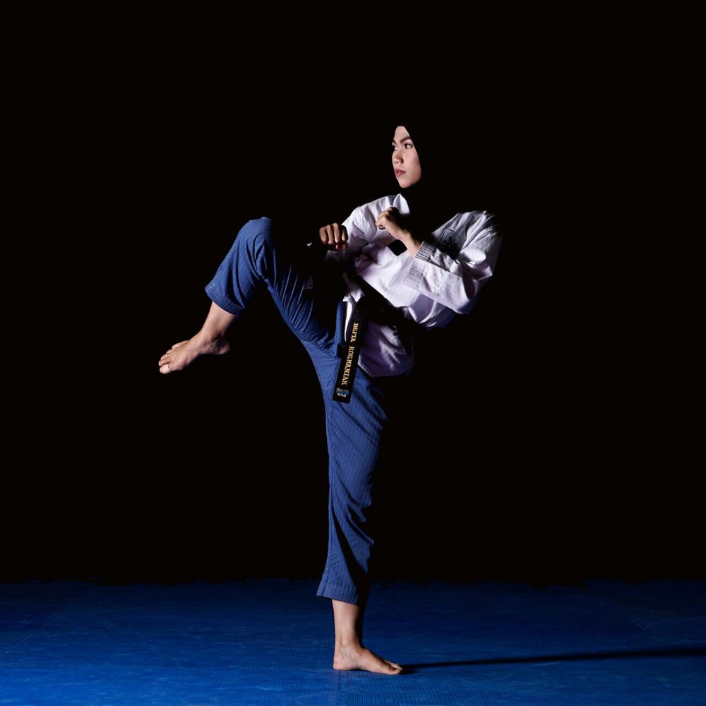 10 Potret Defia Rosmaniar, penyumbang medali emas pertama Indonesia