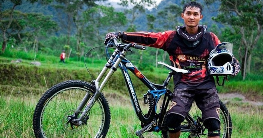 Atlet downhill Khoiful Mukhib menyumbangkan medali emas ke-4 Indonesia