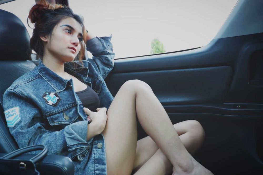 Putus dari Atta Halilintar, wanita ini lepas hijab & tampil seksi