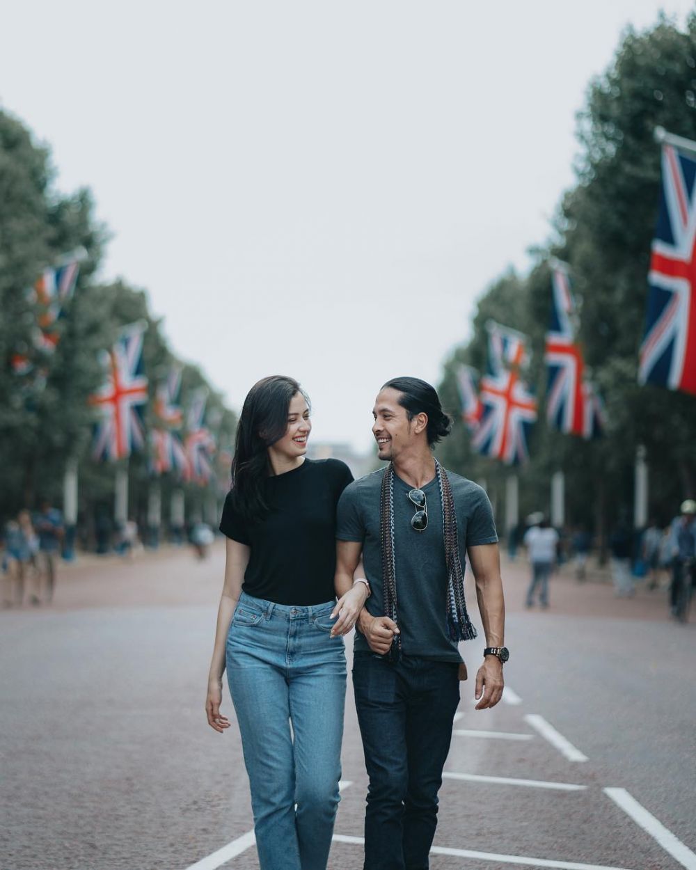 10 Potret prewedding Kimberly Ryder & Edward Akbar, konsepnya simpel