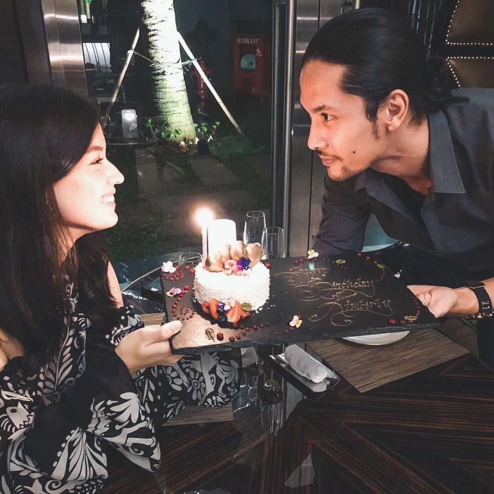 10 Potret prewedding Kimberly Ryder & Edward Akbar, konsepnya simpel
