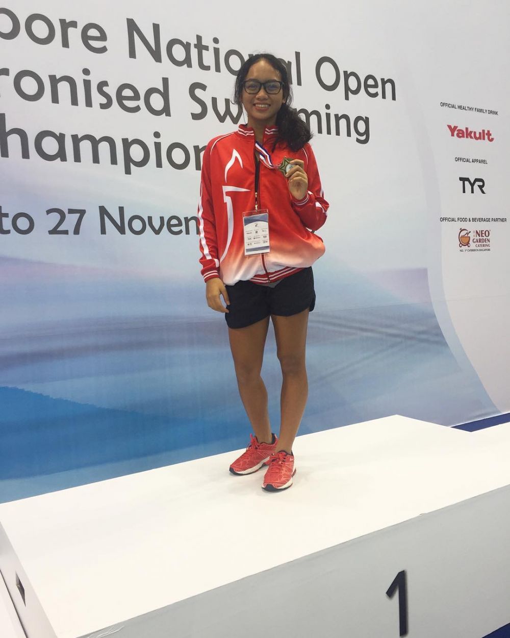 11 Potret Naima Syeeda, atlet renang indah di AG sepupu Acha Septriasa