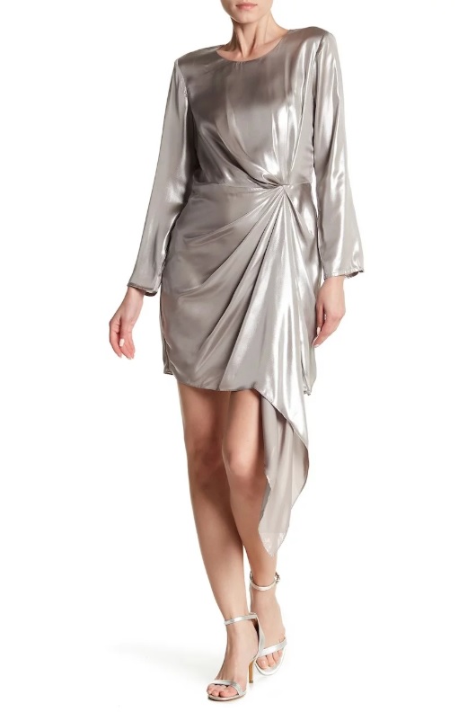 7 Inspirasi gaun silver dari seleb VMA MTV 2018, glamor dan seksi