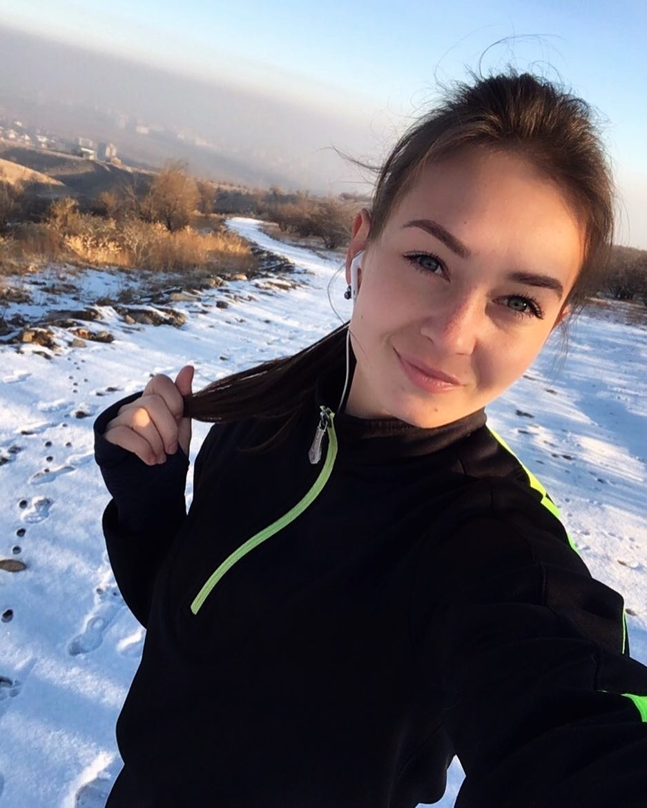 10 Potret Anna Bulanova, atlet lompat jauh Kirgizstan di Asian Games