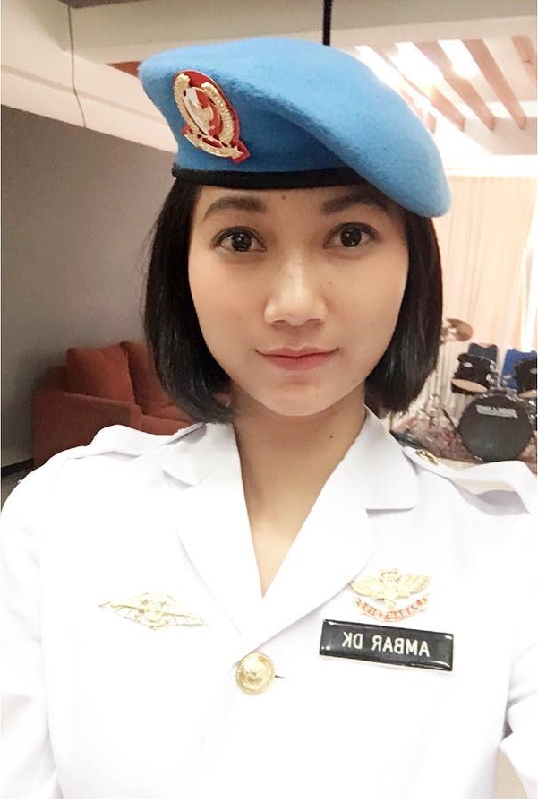 10 Pesona Serda Ambar, Paspampres Jokowi yang cantiknya kebangetan