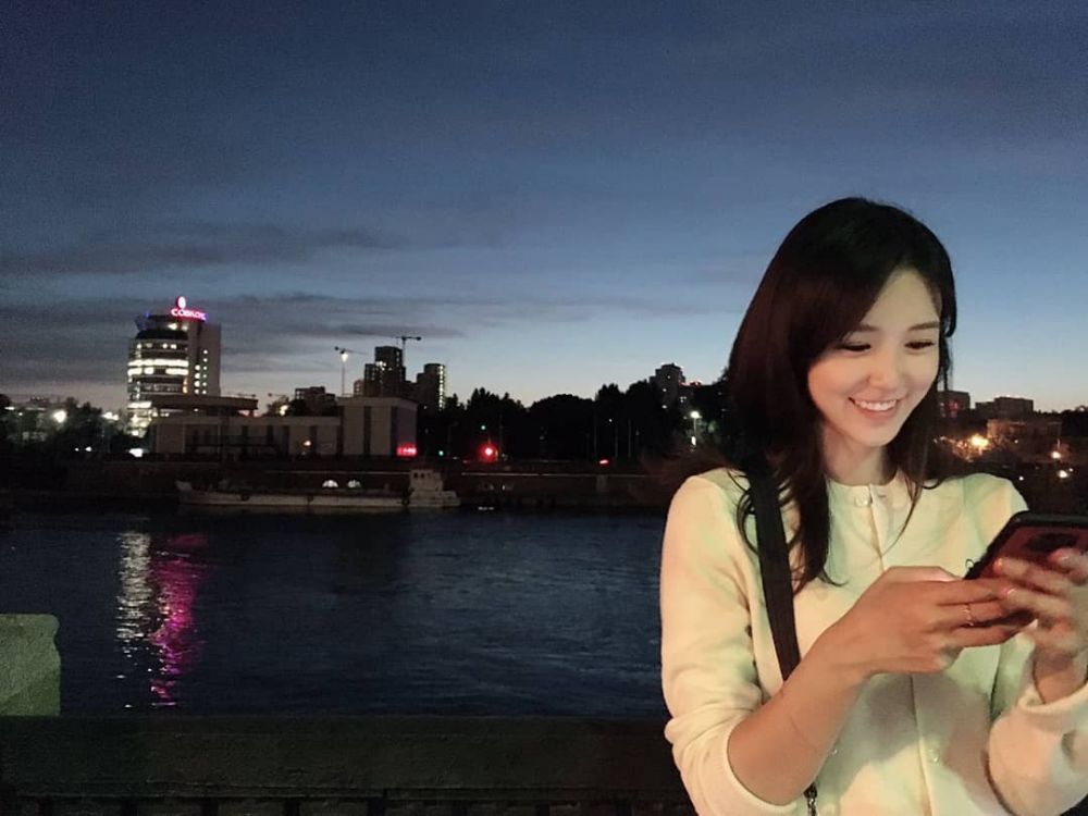 10 Pesona Jang Ye-won, reporter cantik Korea Selatan di Asian Games