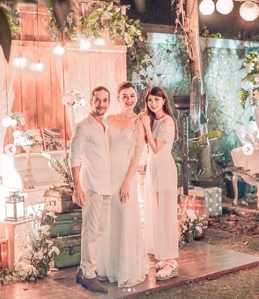 Digelar tertutup, ini 10 momen resepsi pernikahan Kimberly & Edward