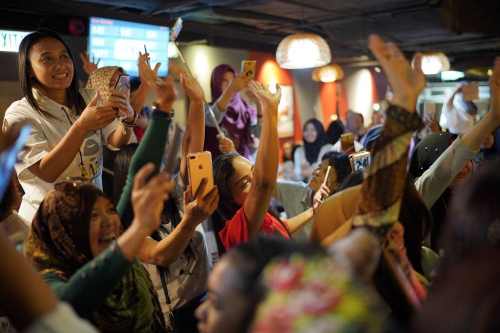 10 Momen heboh pembukaan gerai geprek Ruben Onsu di Hong Kong