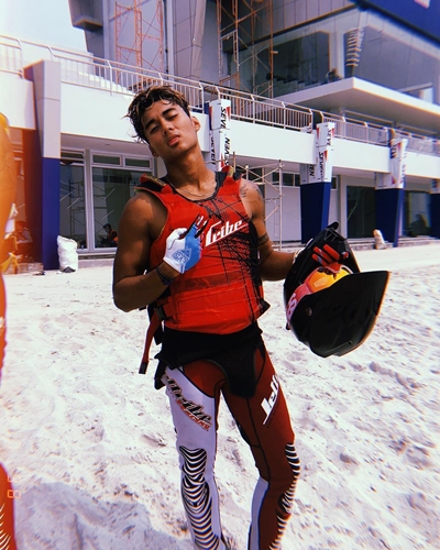 10 Pesona Aqsa Aswar, atlet jetski peraih emas bikin cewek histeris