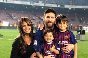 Ini penampakan rumah mewah Messi, menghadap laut dan berhalaman luas 