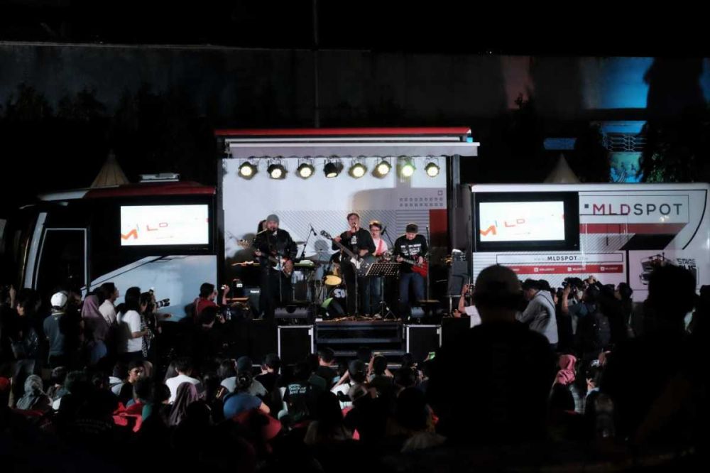 7 Sisi unik konser dengan panggung unik di Stage Bus Jazz Tour 2018