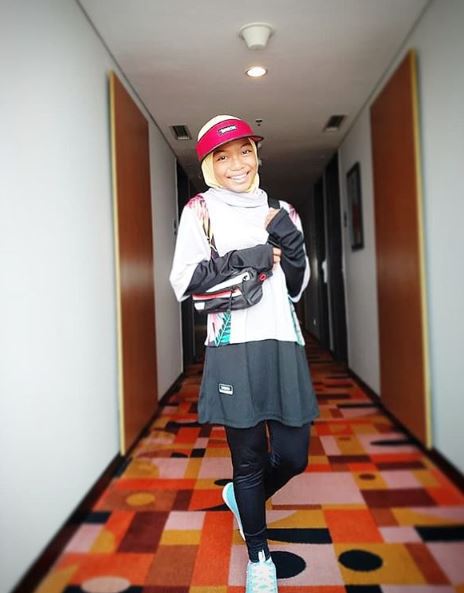 9 Gaya hijab Bunga Nyimas, bocah 12 tahun peraih medali di Asian Games