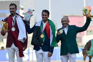 7 Gaya elegan atlet Qatar tunggangi kuda berharga Rp 345 miliar