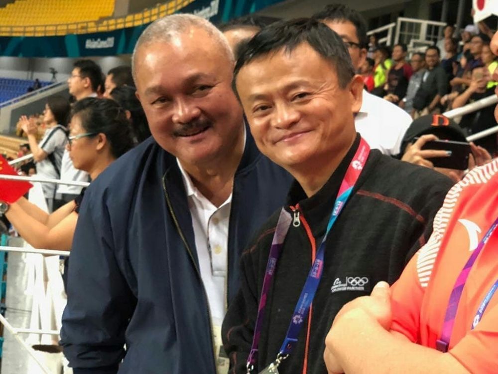8 Gaya santai konglomerat dunia Jack Ma kunjungi Asian Games 2018