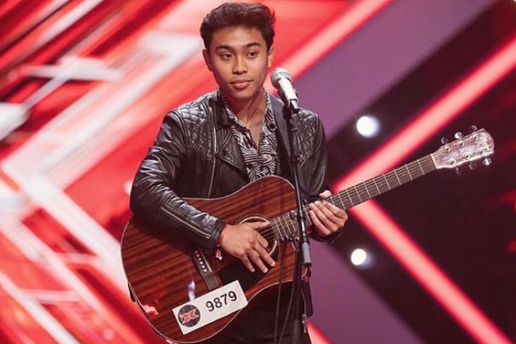 7 Potret Julio Lasut, mahasiswa Indonesia yang lolos X-Factor Jerman
