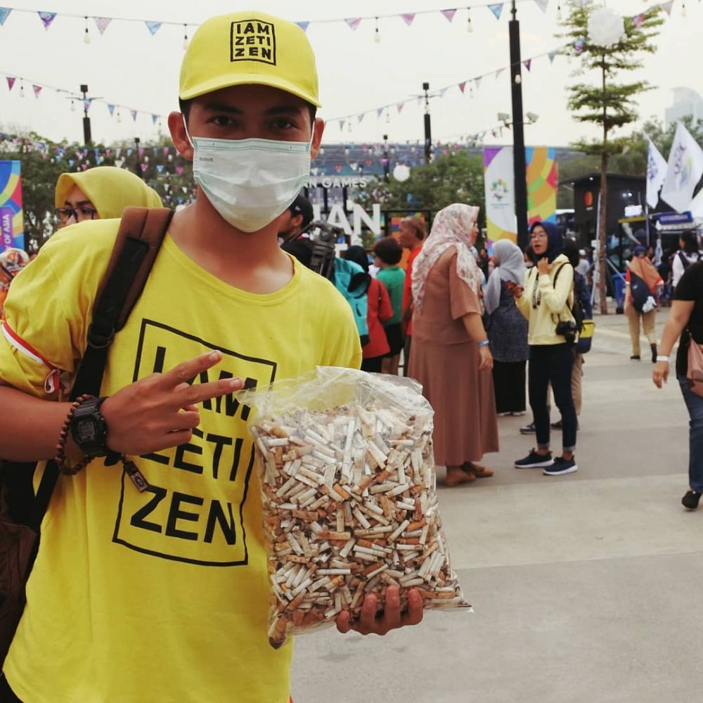 Kisah pria pungut puntung rokok selama Asian Games, bikin salut