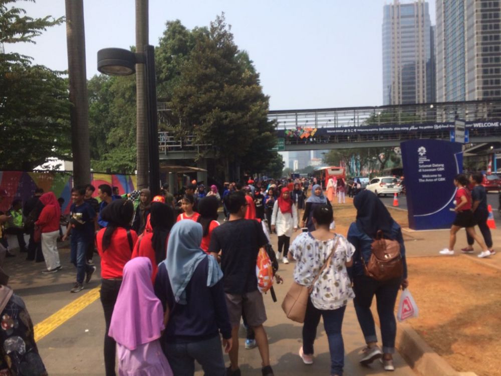 Begini potret antusias warga berburu tiket penutupan Asian Games