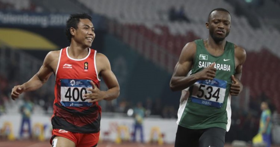 Pulang kampung, Zohri jadi sukarelawan PMI bantu korban bencana Lombok