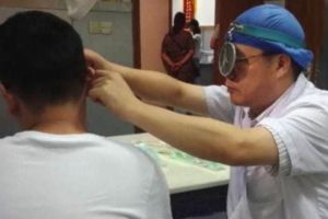 Alasan gendang telinga pria ini pecah sungguh aneh, gara-gara dicium