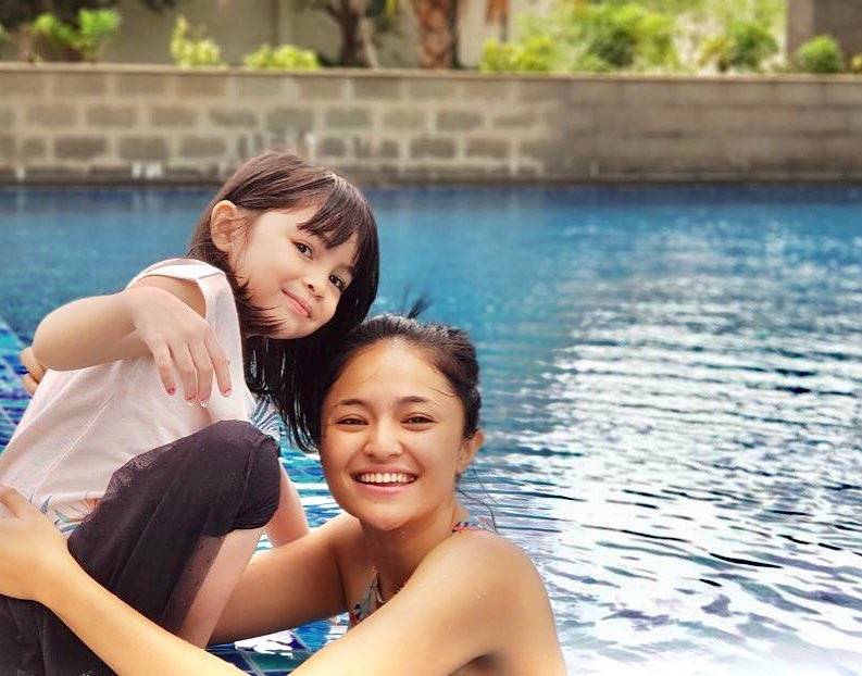 7 Penampilan Marshanda tanpa makeup, bukti cantiknya tak luntur