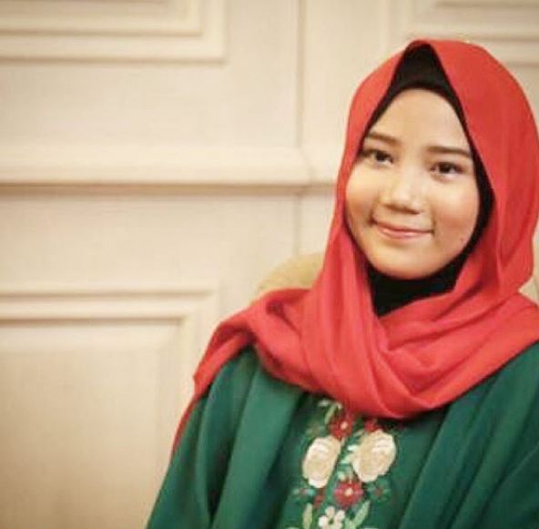 10 Gaya hijab Zara, putri Ridwan Kamil yang mirip Nissa Sabyan