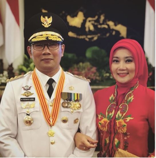 10 Momen Iriana, Atalia & Siti Atikoh kompak berkebaya merah di Istana