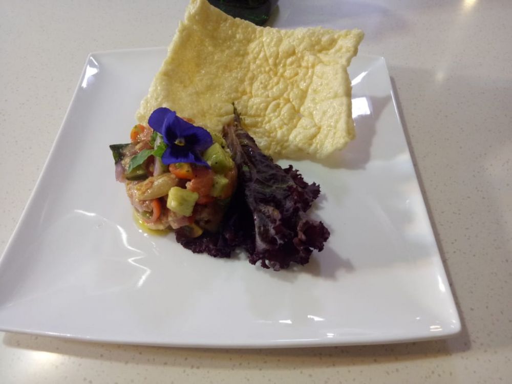 Tak hanya Jepang, Indonesia juga punya sashimi ala Maluku Utara