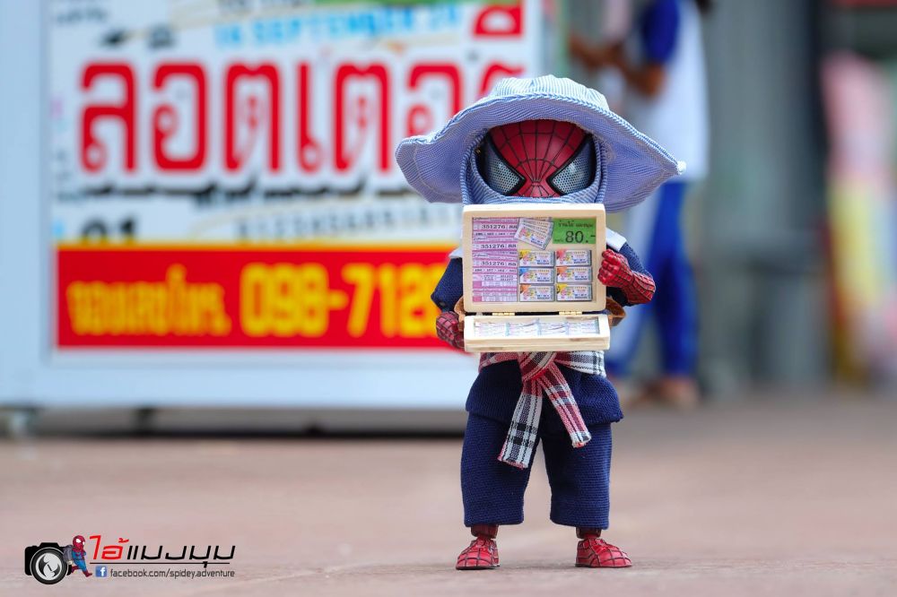 10 Potret jika Spider-Man alih profesi jadi pekerja kasar, gagal keren