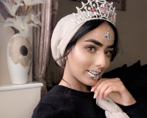 10 Gaya Sara Iftekhar, finalis Miss England pertama yang pakai turban