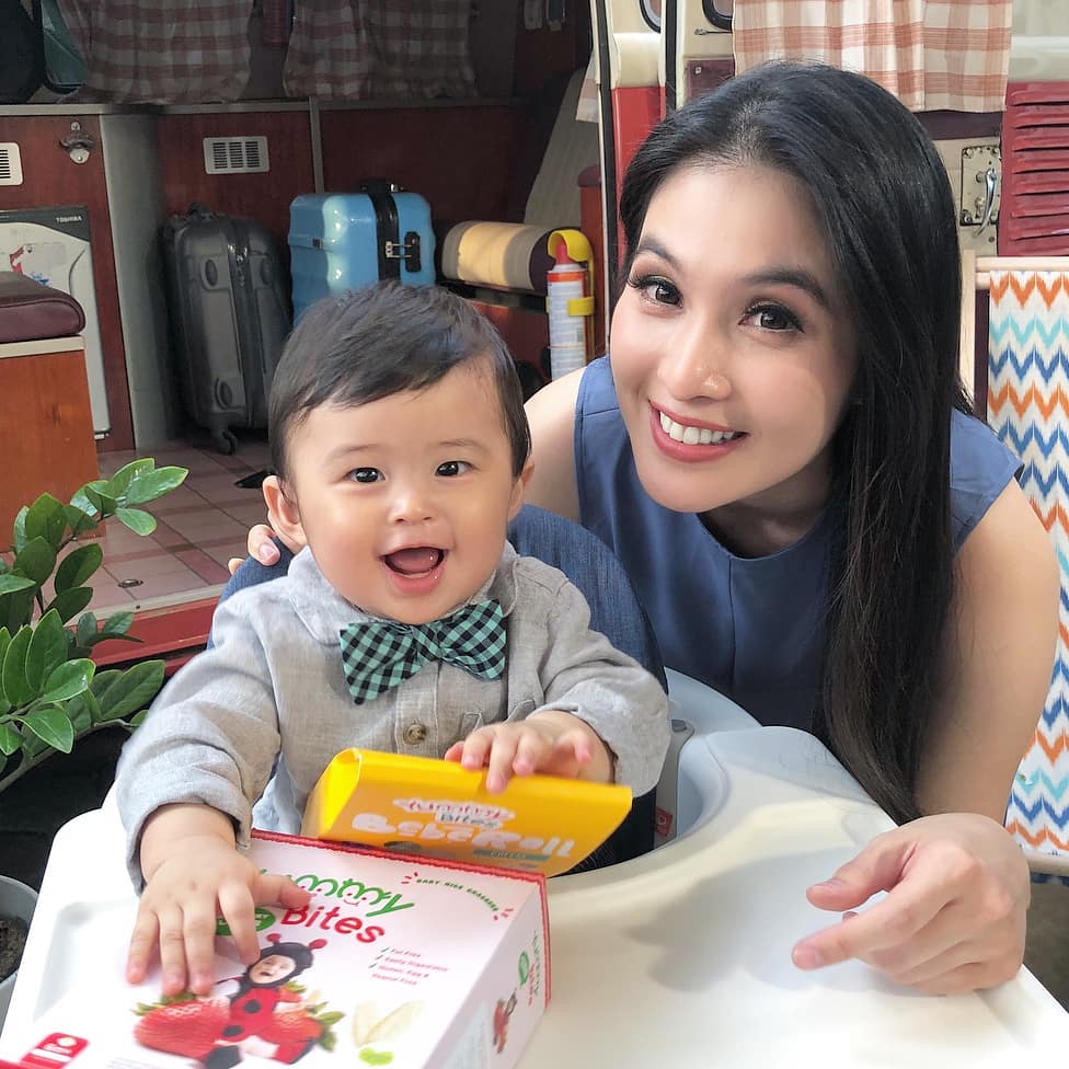 Berusia 8 bulan, begini 5 aksi gemas Raphael Moeis jadi bintang iklan