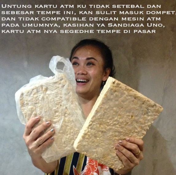 Warganet berulah, sentil Sandiaga lewat 7 meme tempe setipis kartu ATM