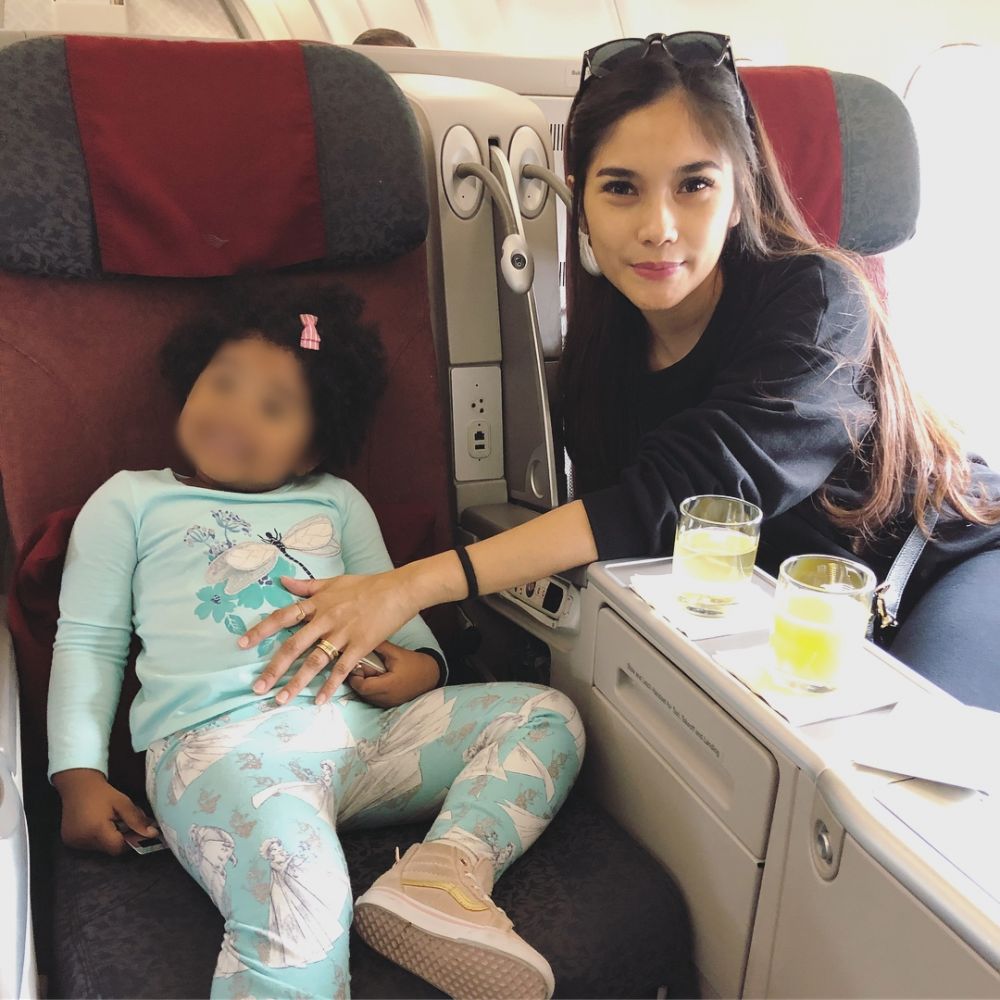 Disebut lahirkan anak Greg Nwokolo, ini foto Garneta Haruni & putrinya