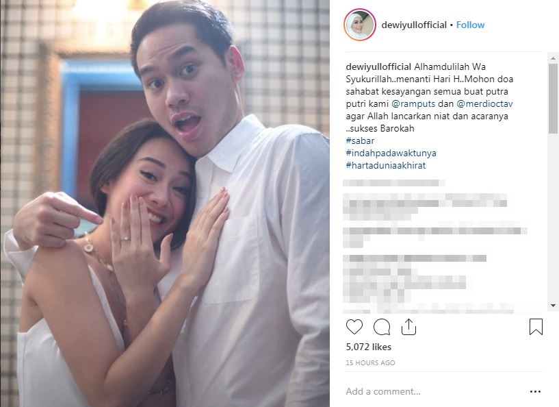 8 Potret mesra putra Dewi Yull & kekasih, deg-degan menanti hari nikah