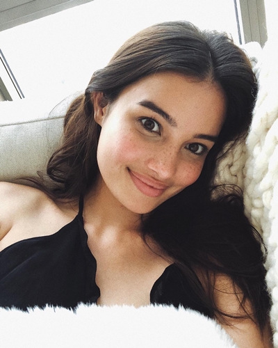 10 Pesona Kelsey, model Asia Tenggara pertama di Victoria's Secret