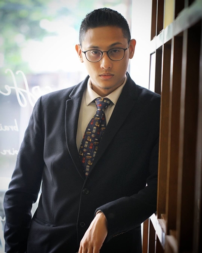Bak kembaran Sandiaga Uno, 10 gaya Ferri Jubair ini tak kalah kece