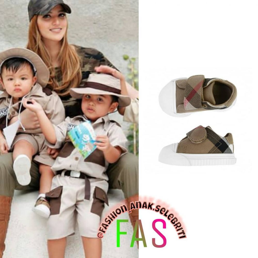 Harga sepatu 10 anak seleb ini fantastis, ada yang capai Rp 16 juta