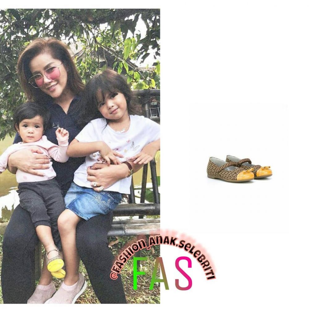 Harga sepatu 10 anak seleb ini fantastis, ada yang capai Rp 16 juta