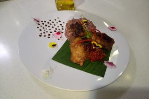 Yuk bikin ayam bakar bumbu rujak ala kamu, cocok buat makan siang