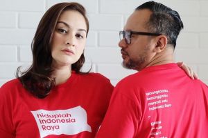 Cerita haru 16 tahun rumah tangga Mona Ratuliu, kisahnya bikin baper